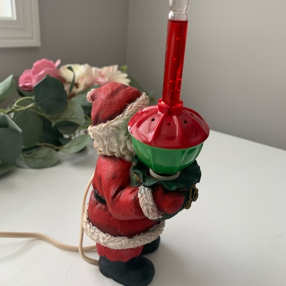 Bubbling Santa - Picture 6 of 12